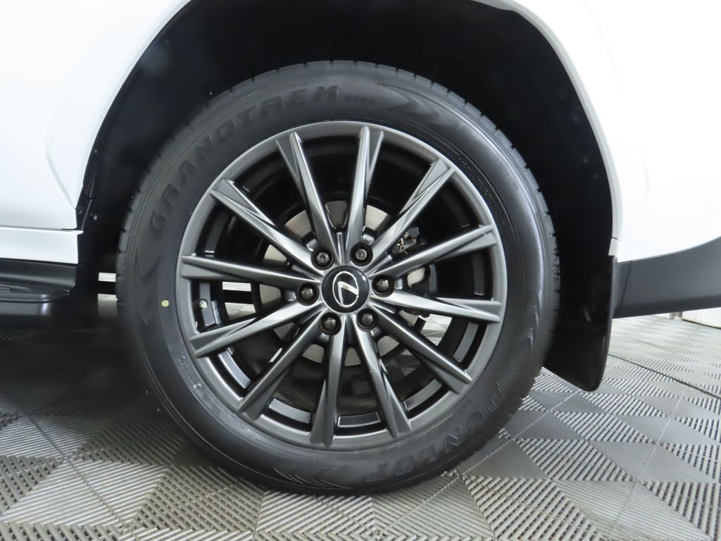 Thumbnail: 2023 Lexus LX - 31