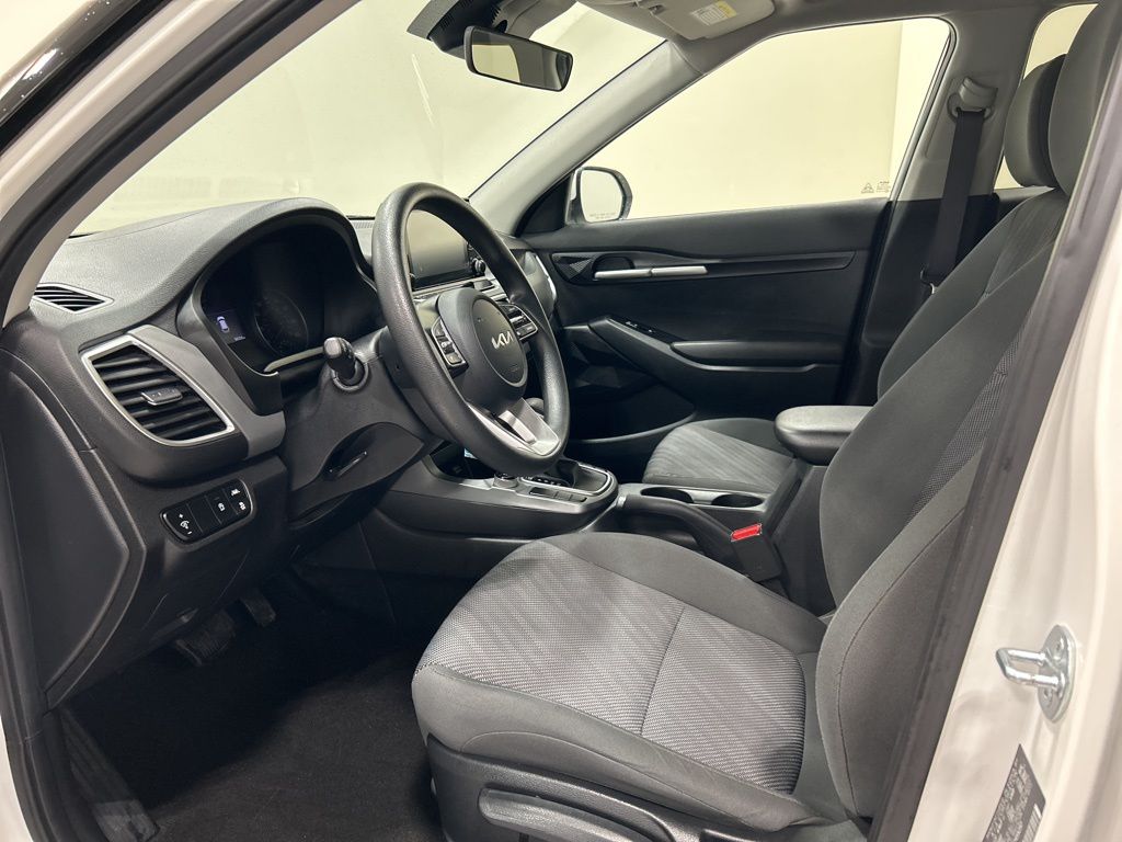 used 2023 Kia Seltos car, priced at $20,962