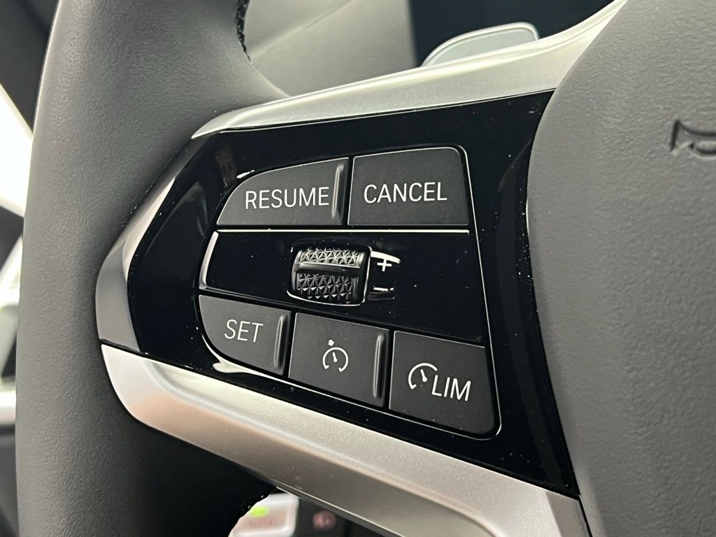 Thumbnail: 2026 BMW 4 Series - 24