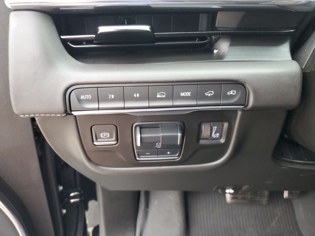 Used Car 2023 Cadillac Escalade  Sport Platinum For Sale Under $90,000 In Austin, Texas