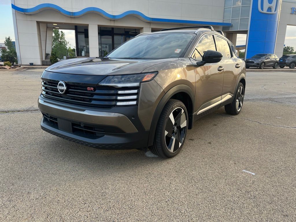 2026 Nissan Kicks SR AWD