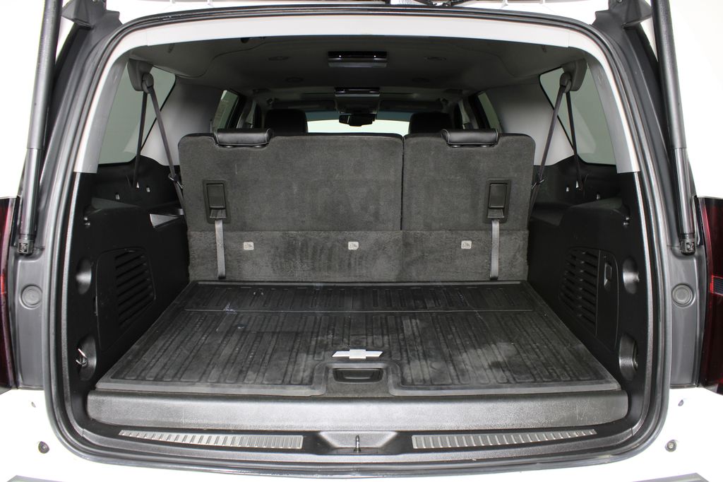 Used 2016 Chevrolet Suburban for sale in 