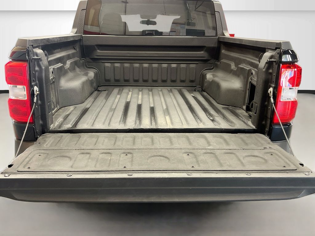Used 2025 Shadow Black Ford XLT image 23
