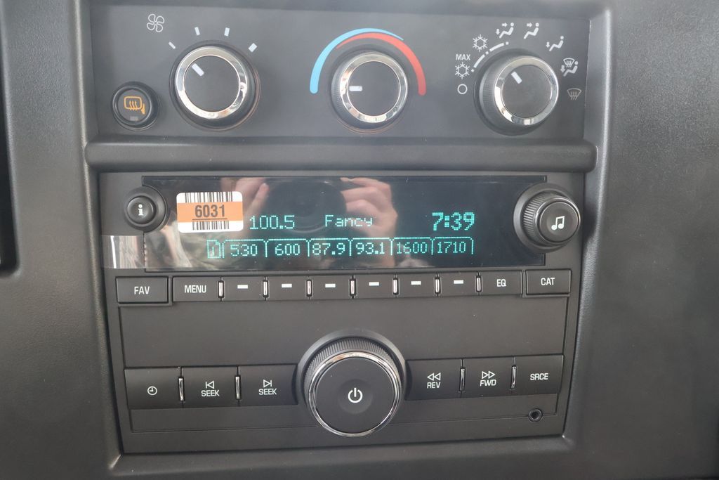 Thumbnail: 2026 Chevrolet Express - 28