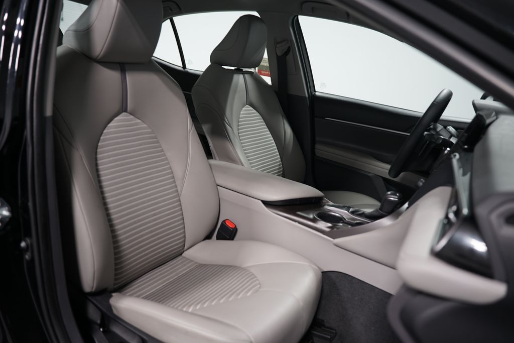 2023 Toyota Camry SE 26