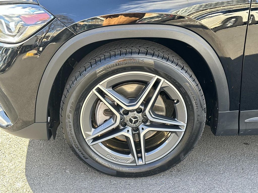 Thumbnail: 2021 Mercedes-Benz GLA - 14