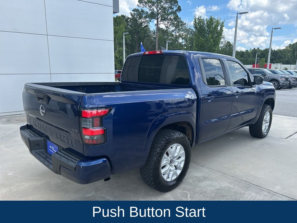 2022 Nissan Frontier SV