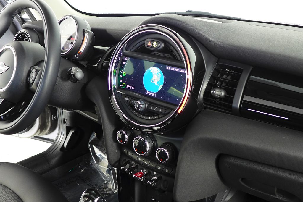 Thumbnail: 2020 MINI Cooper - 15