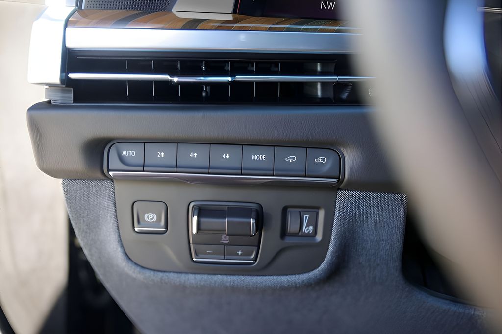 Used Car 2025 Cadillac Escalade  Sport Platinum For Sale Under $130,000 In Austin, Texas