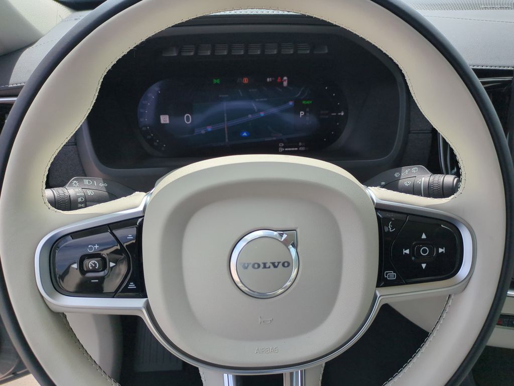 new 2026 Volvo XC90 Plug-In Hybrid car, priced at $84,625
