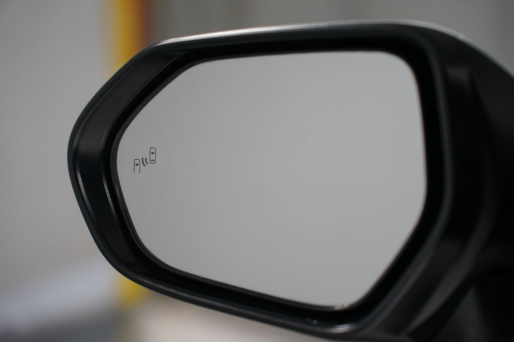 Thumbnail: 2025 Toyota Camry - 26