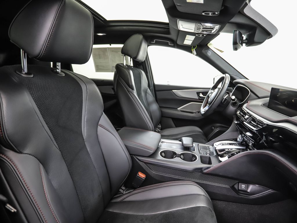 Thumbnail: 2023 Acura MDX - 32