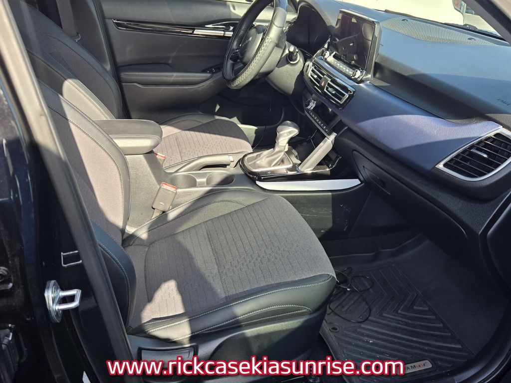 2023 Kia Seltos - $18,990