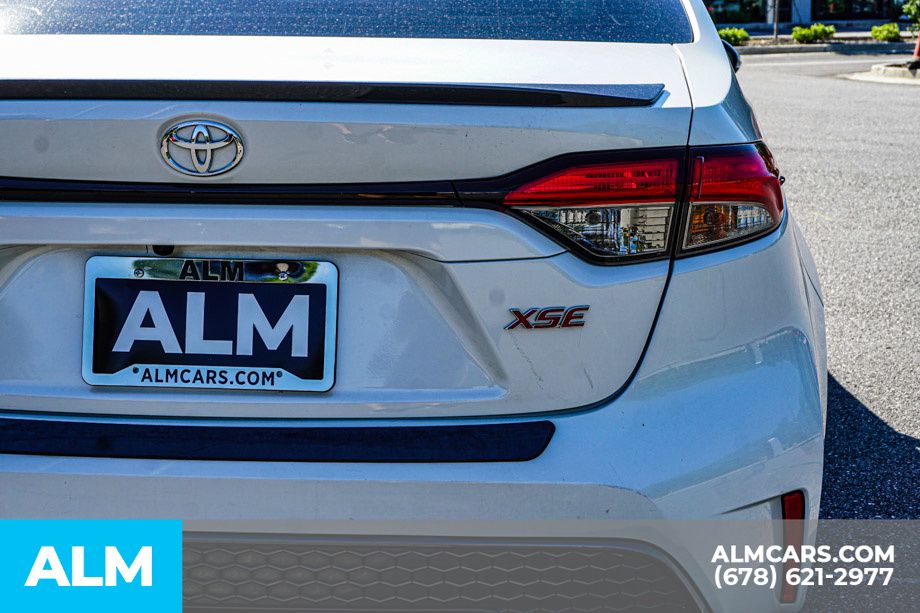 Used 2020 White Toyota XSE image 12