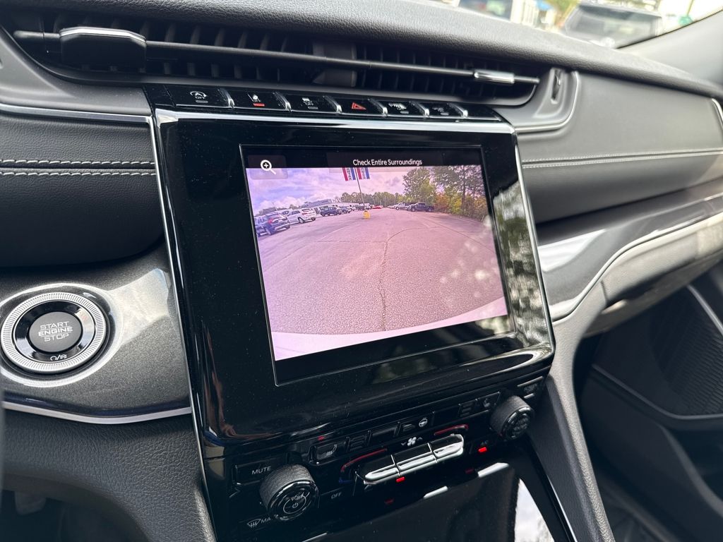 used 2022 Jeep Grand Cherokee car, priced at $25,780