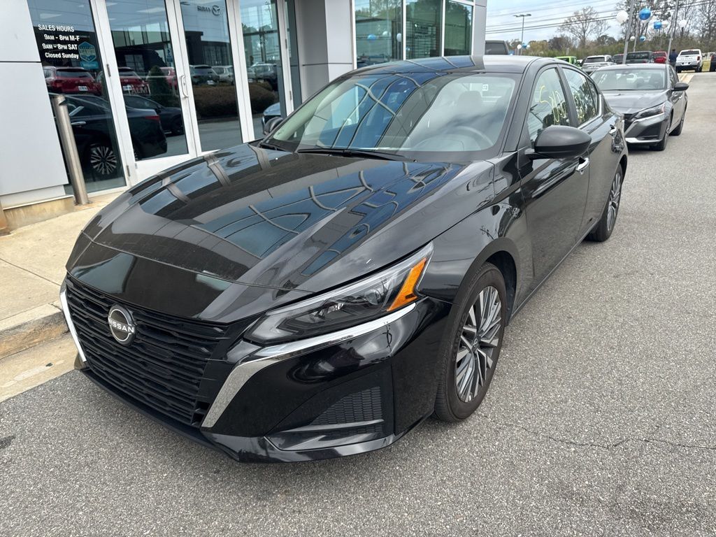 2025 Nissan Altima SV