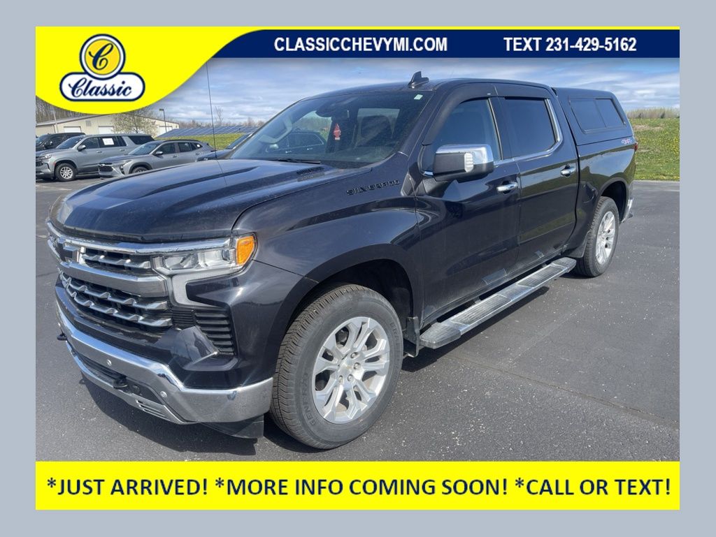 Dark Ash Metallic 2024 Chevrolet Silverado 1500 LTZ Crew Cab 4WD Pickup Truck Four-Wheel Drive Automatic