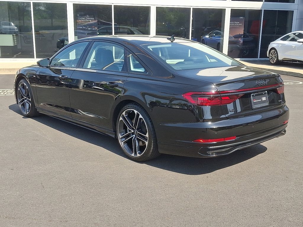 2022 Audi A8 L 6