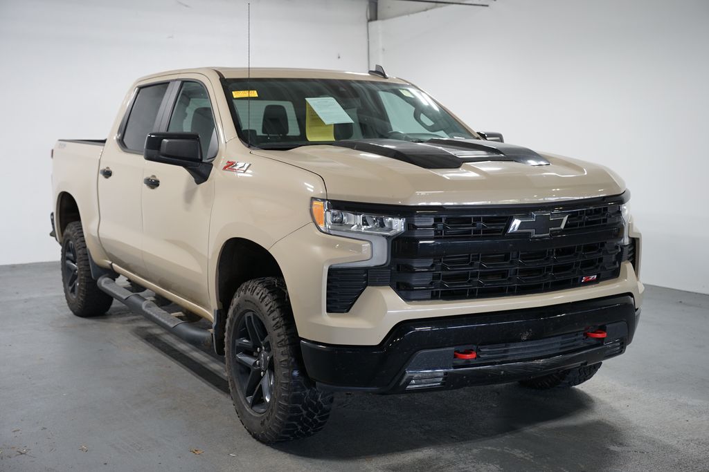 Thumbnail: 2022 Chevrolet Silverado 1500 - 3