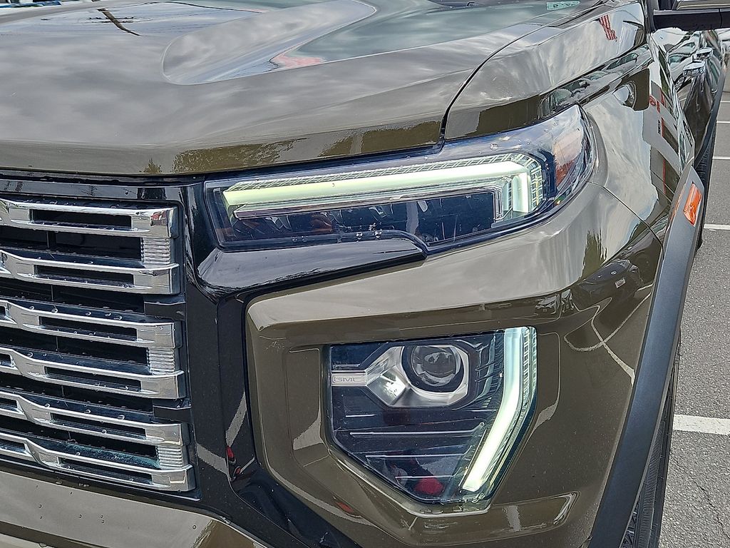 Thumbnail: 2023 GMC Canyon - 10