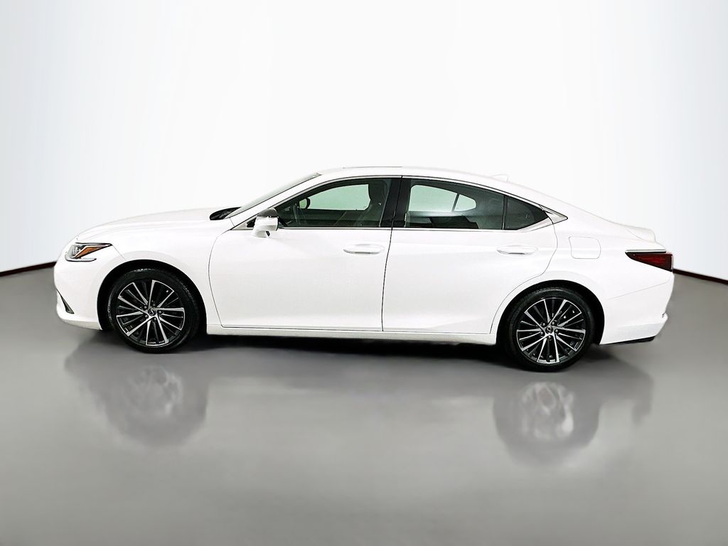 Thumbnail: 2024 Lexus ES - 8