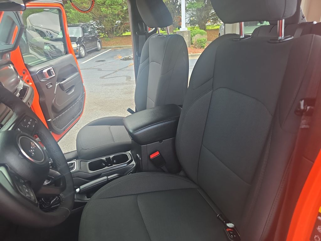 Used 2023 Jeep Wrangler SUV