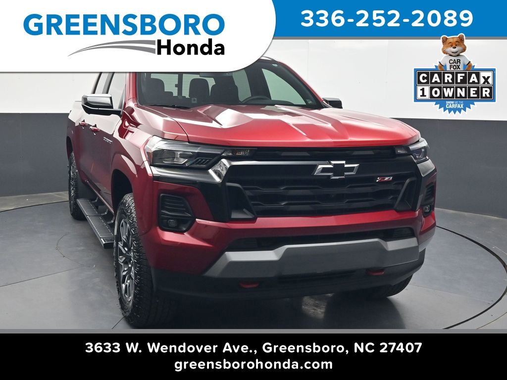 Radiant Red Tintcoat 2026 Chevrolet Colorado Pickup Truck Four-Wheel Drive 8-Speed Automatic