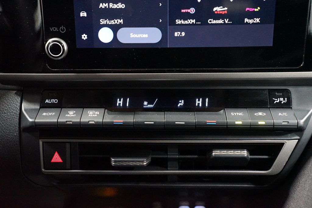 Thumbnail: 2025 Toyota Camry - 20