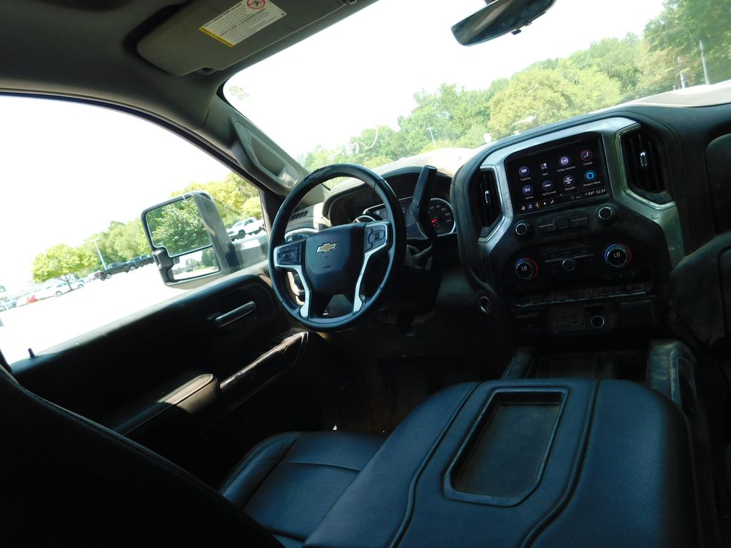 Thumbnail: 2020 Chevrolet Silverado 3500 - 6