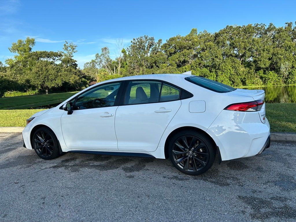 Thumbnail: 2024 Toyota Corolla - 3