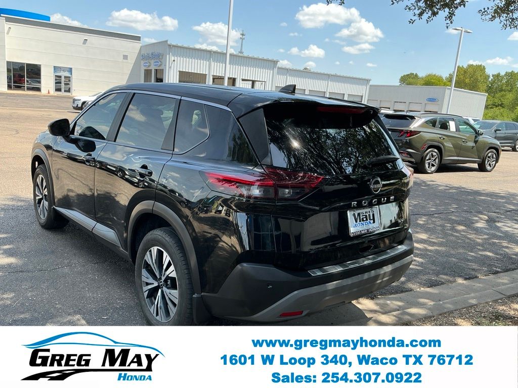2023 Nissan Rogue SV - 5
