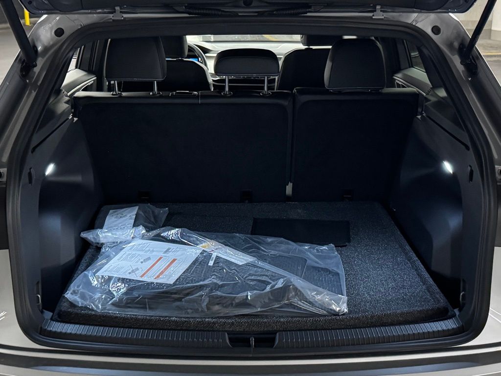 2026 Volkswagen Atlas Cross Sport SE photo 27