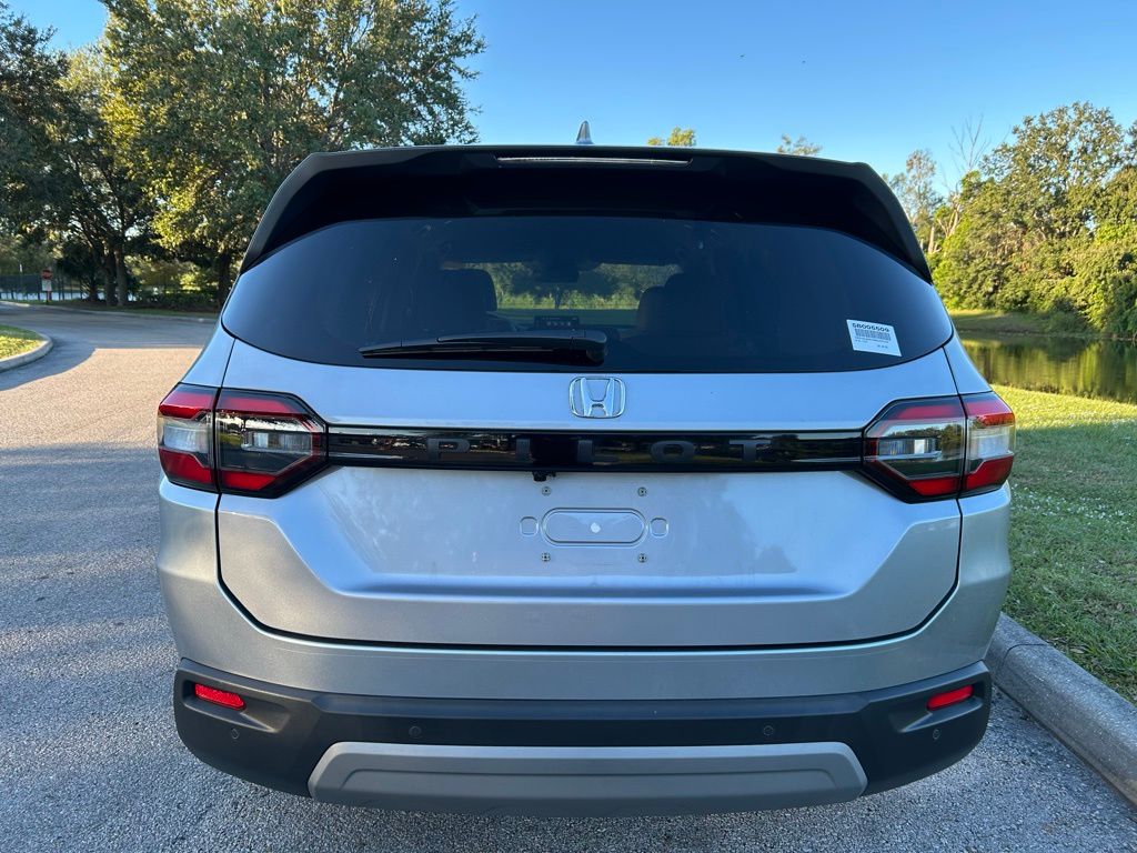 Thumbnail: 2025 Honda Pilot - 4