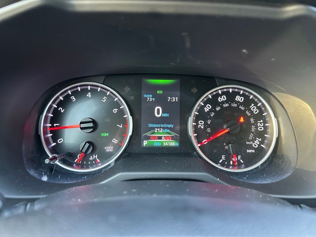 2022 Toyota RAV4 XLE Premium 23