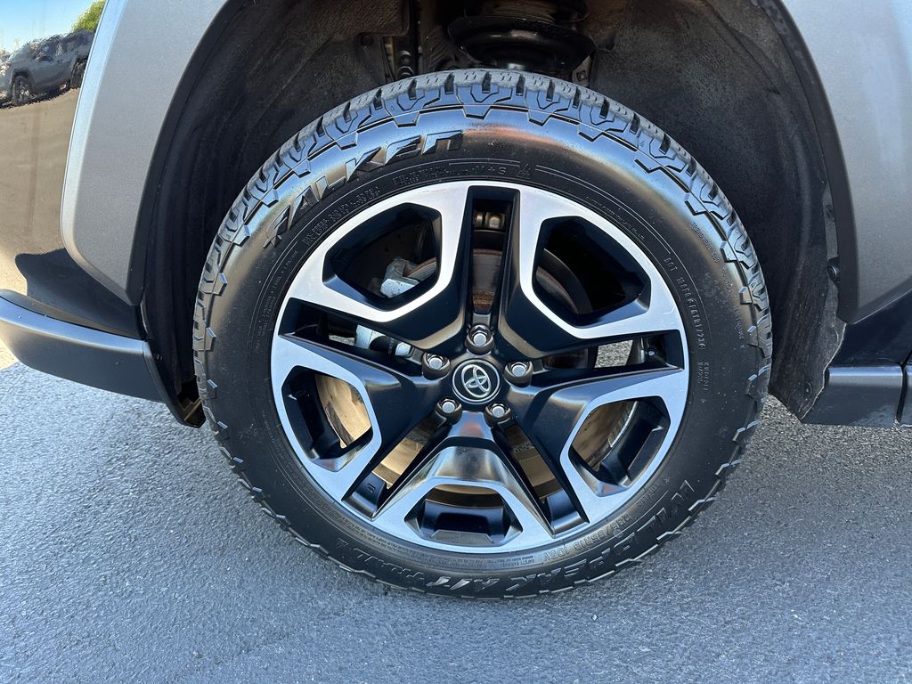 2020 Toyota RAV4 Adventure