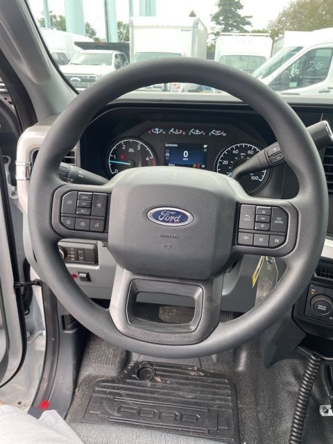 2025 Ford F-550 Chassis XL