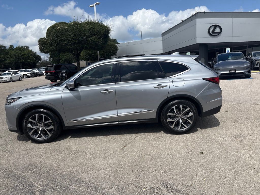 Thumbnail: 2022 Acura MDX - 2