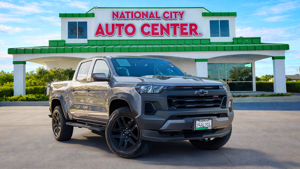Used 2025 Chevrolet Colorado Trail Boss 4D Crew Cab
