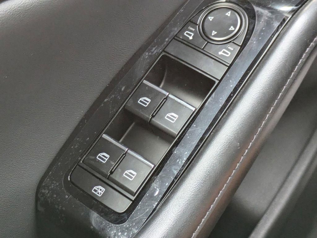 2025 Mazda Mazda3 2.5 S Preferred Package photo