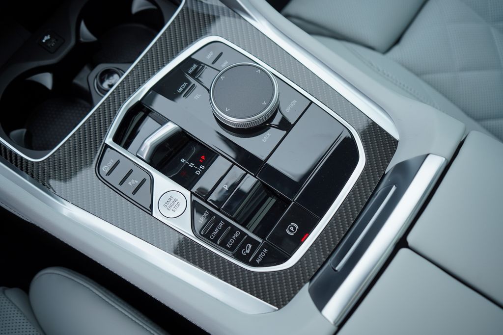 Thumbnail: 2026 BMW X6 - 18