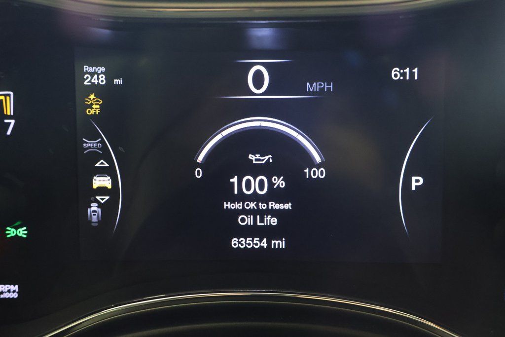 Thumbnail: 2019 Jeep Grand Cherokee - 17