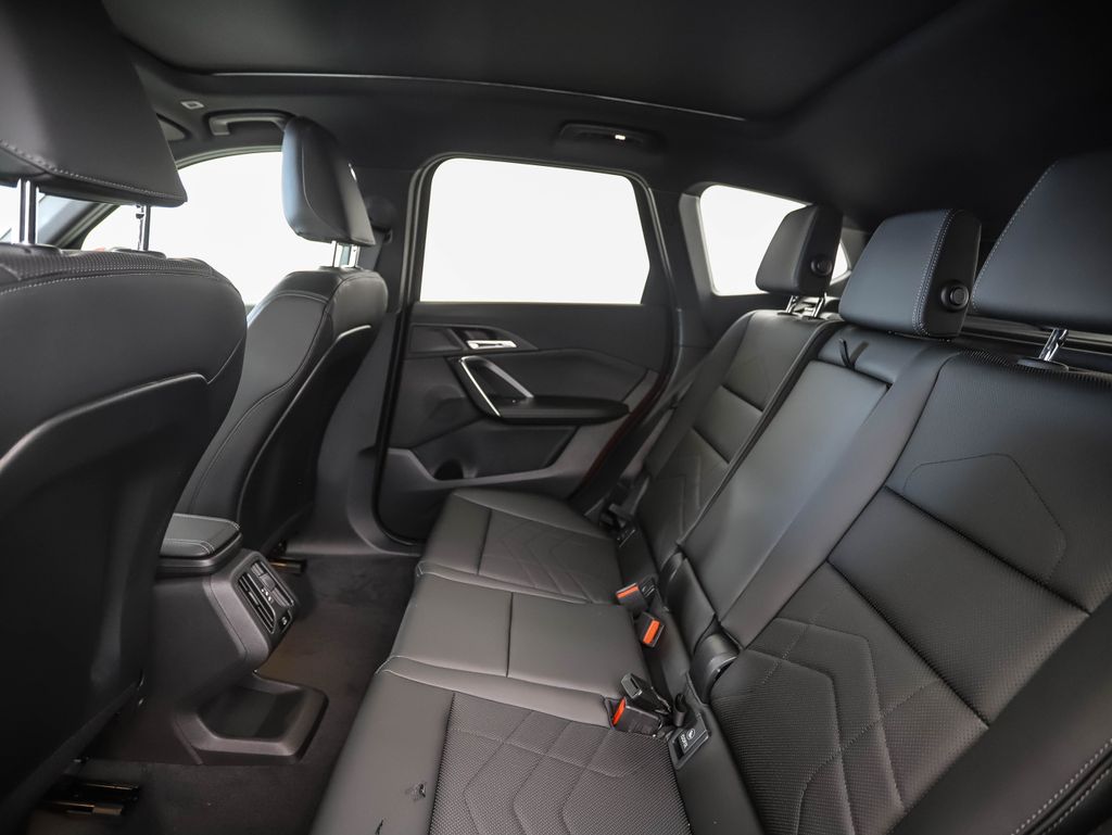 Thumbnail: 2026 BMW X1 - 22