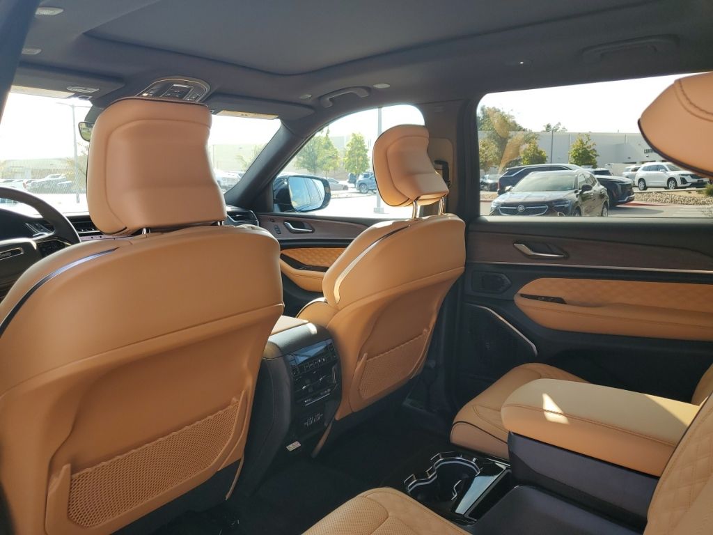 New Car 2025 Jeep Grand Cherokee L  Summit For Sale Under $70,000 In Austin, Texas