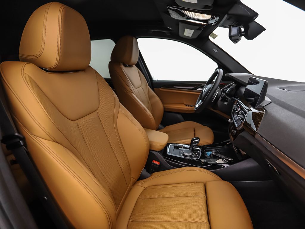 Thumbnail: 2023 BMW X3 - 31