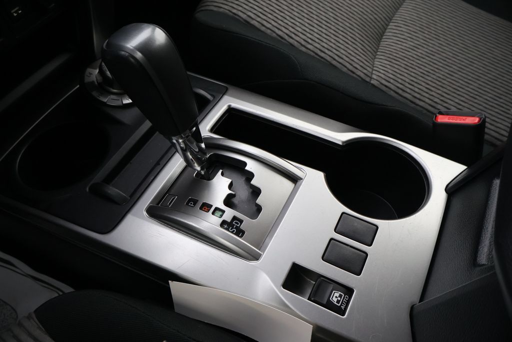 Thumbnail: 2024 Toyota 4Runner - 27