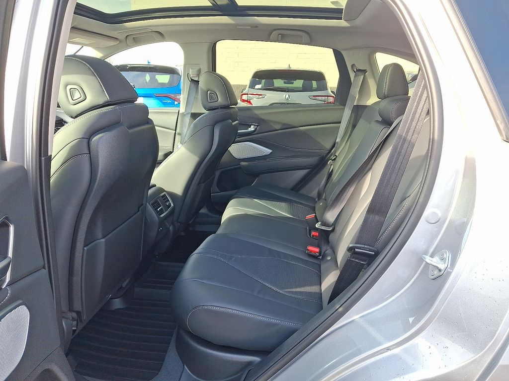 Thumbnail: 2026 Acura RDX - 5