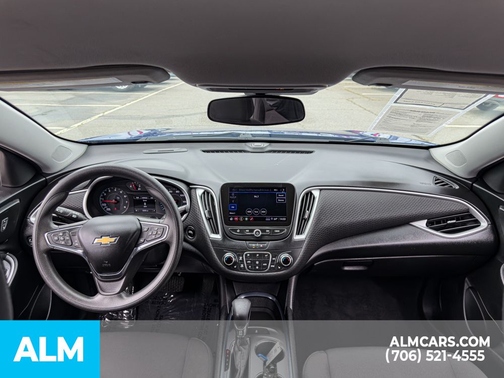 Used 2023 Blue Chevrolet LT image 18
