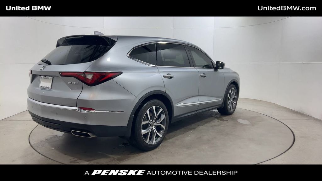 Thumbnail: 2023 Acura MDX - 8