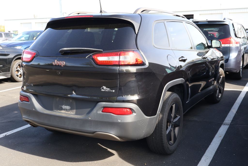 2016 Jeep Cherokee 75th Anniversary Edition 7