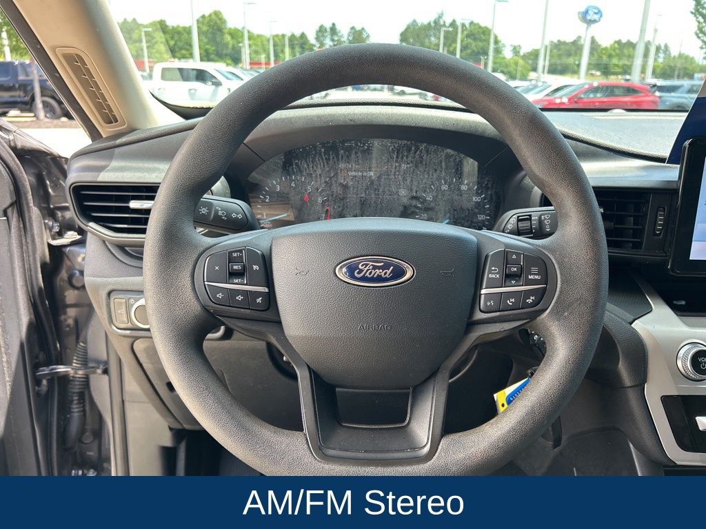 2022 Ford Explorer Base